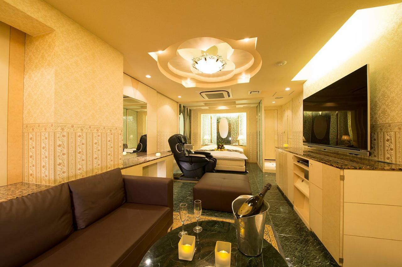 Hotel Lucky Sun Nishinomiya Esterno foto